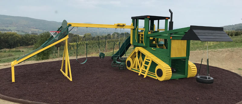 trackloader swingset