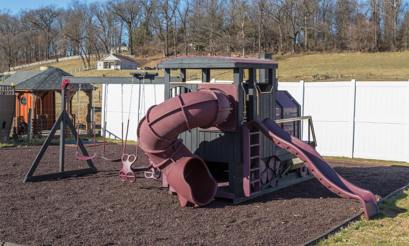 steam train swingset