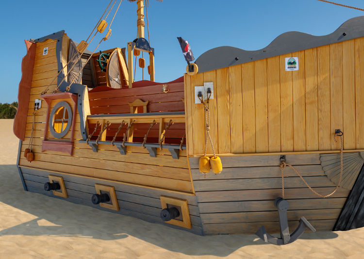 pirate ship display