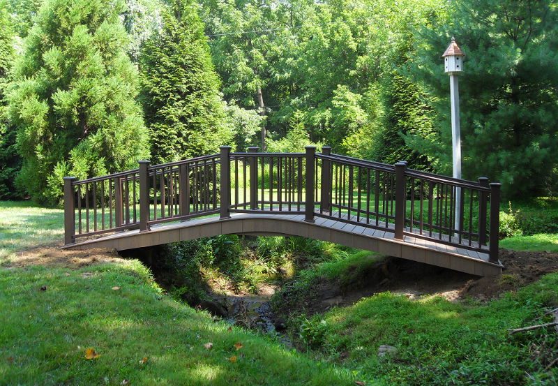 pedestrian footbridge