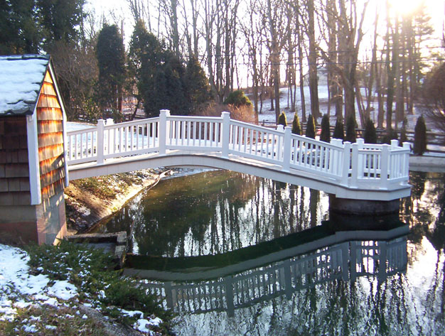 pedestrian footbridge