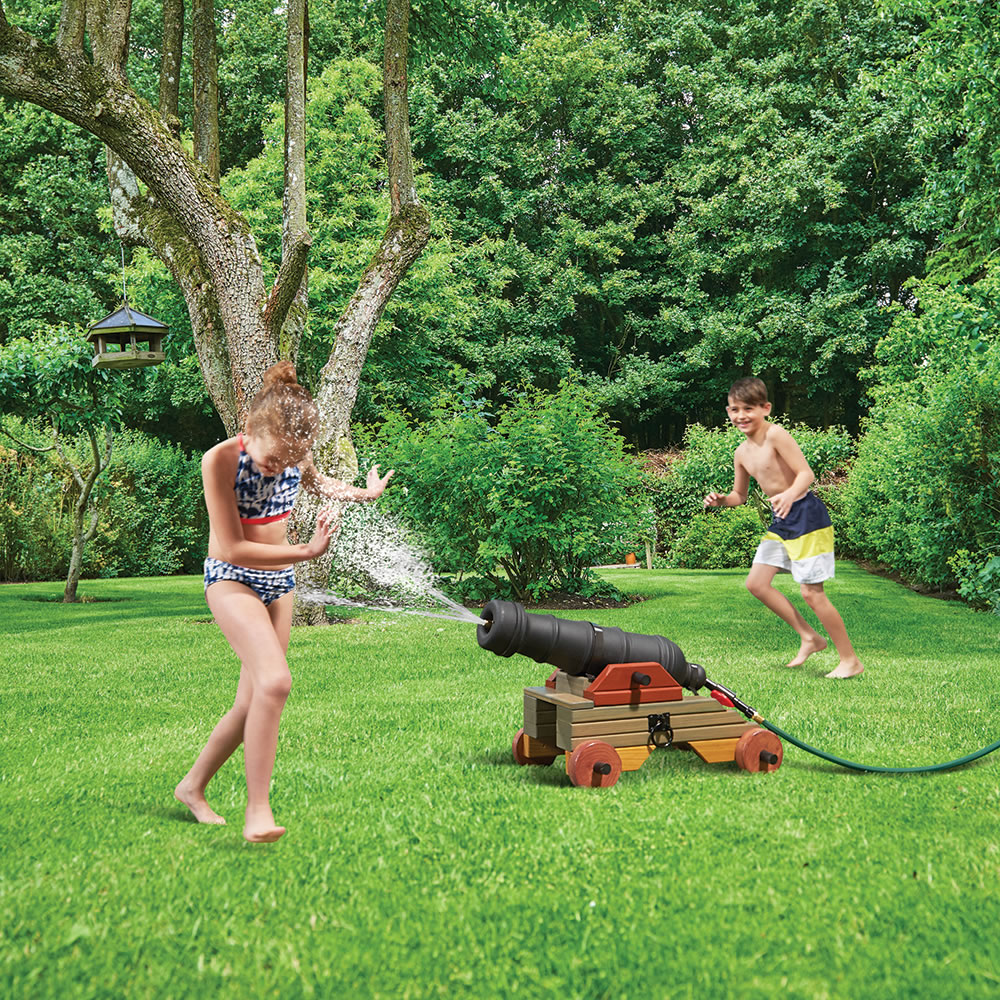 amish-creations-aquatic-bombard-backyard-water-cannon